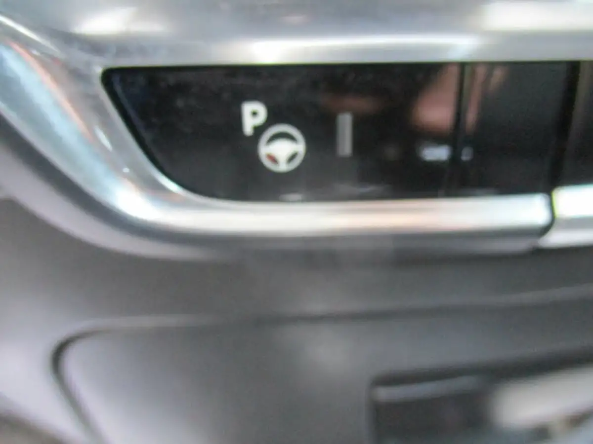 2018-citroen-c4-picasso-12-puretech-flair-big-35