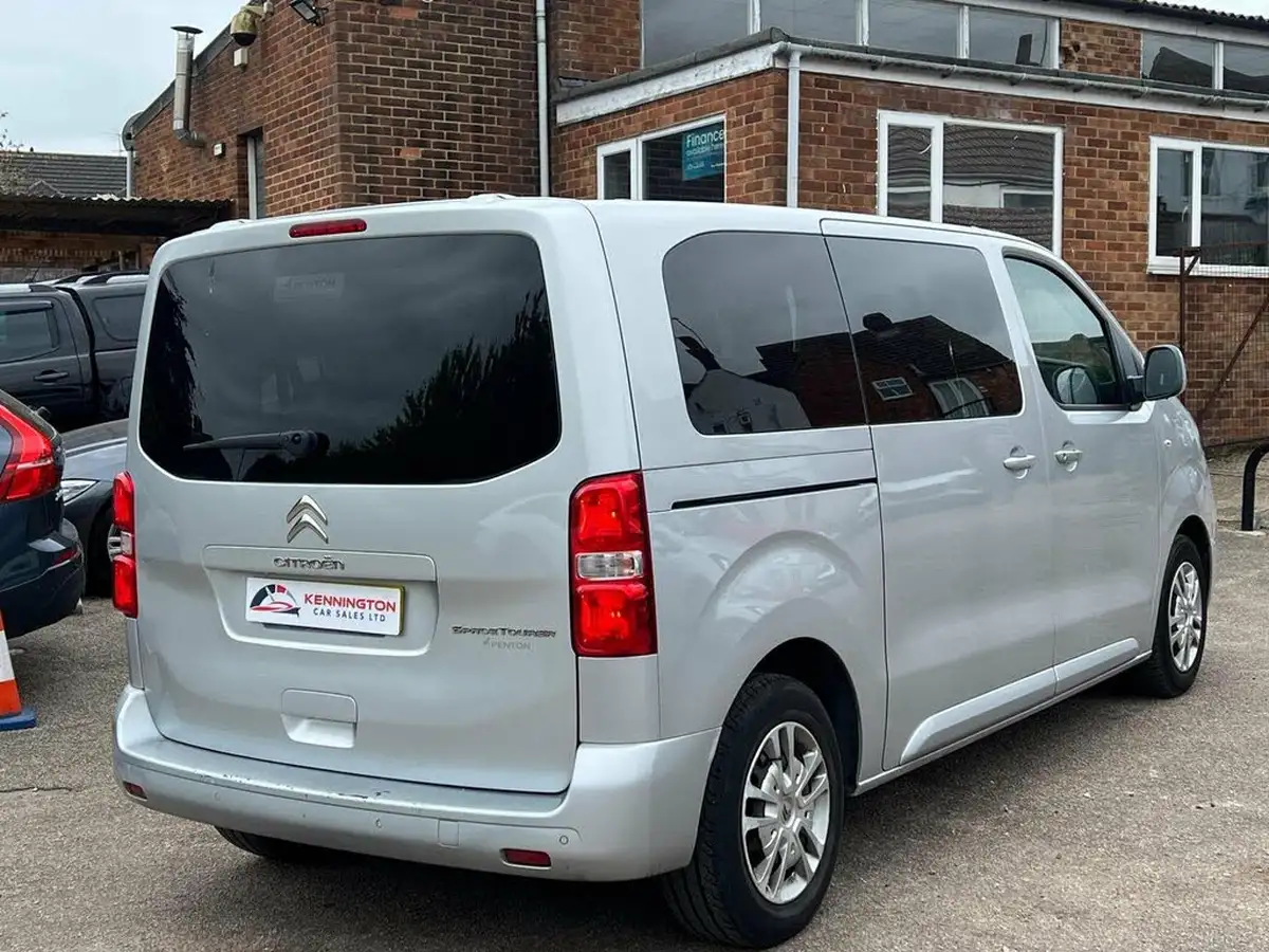 2019-citroen-spacetourer-15bluehdi-business-m-big-12