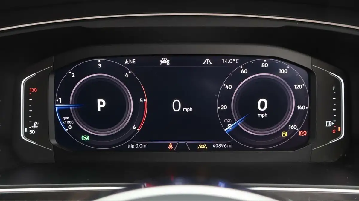 2020-volkswagen-tiguan-20tdi-r-line-tech-150ps-dsg-big-10