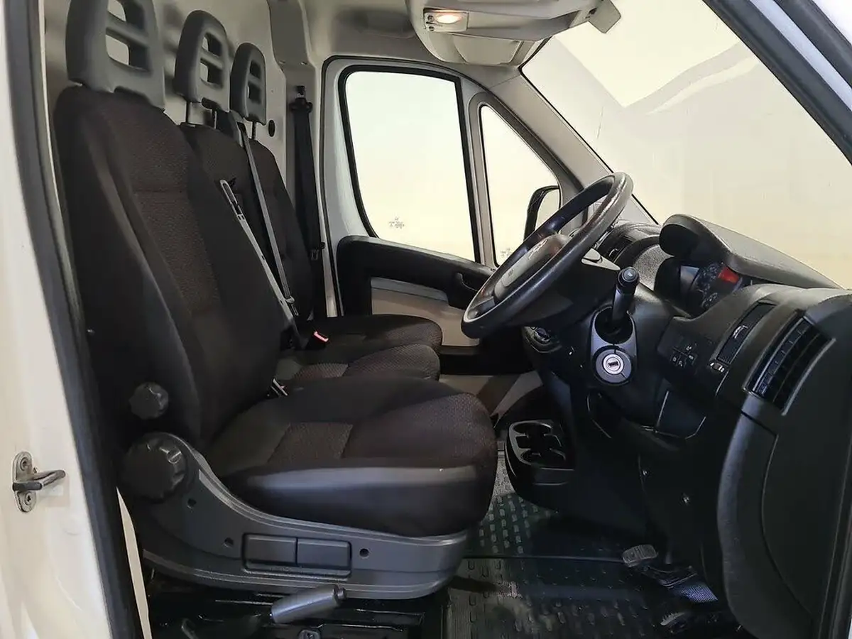2019-citroen-relay-20bluehdi-35-l2h1-enterprise-big-25