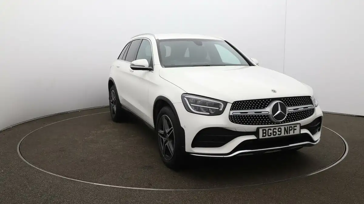 2019-mercedes-benz-glc-class-20d-glc220d-amg-line-station-wagon-5d-4matic-plus-big-39