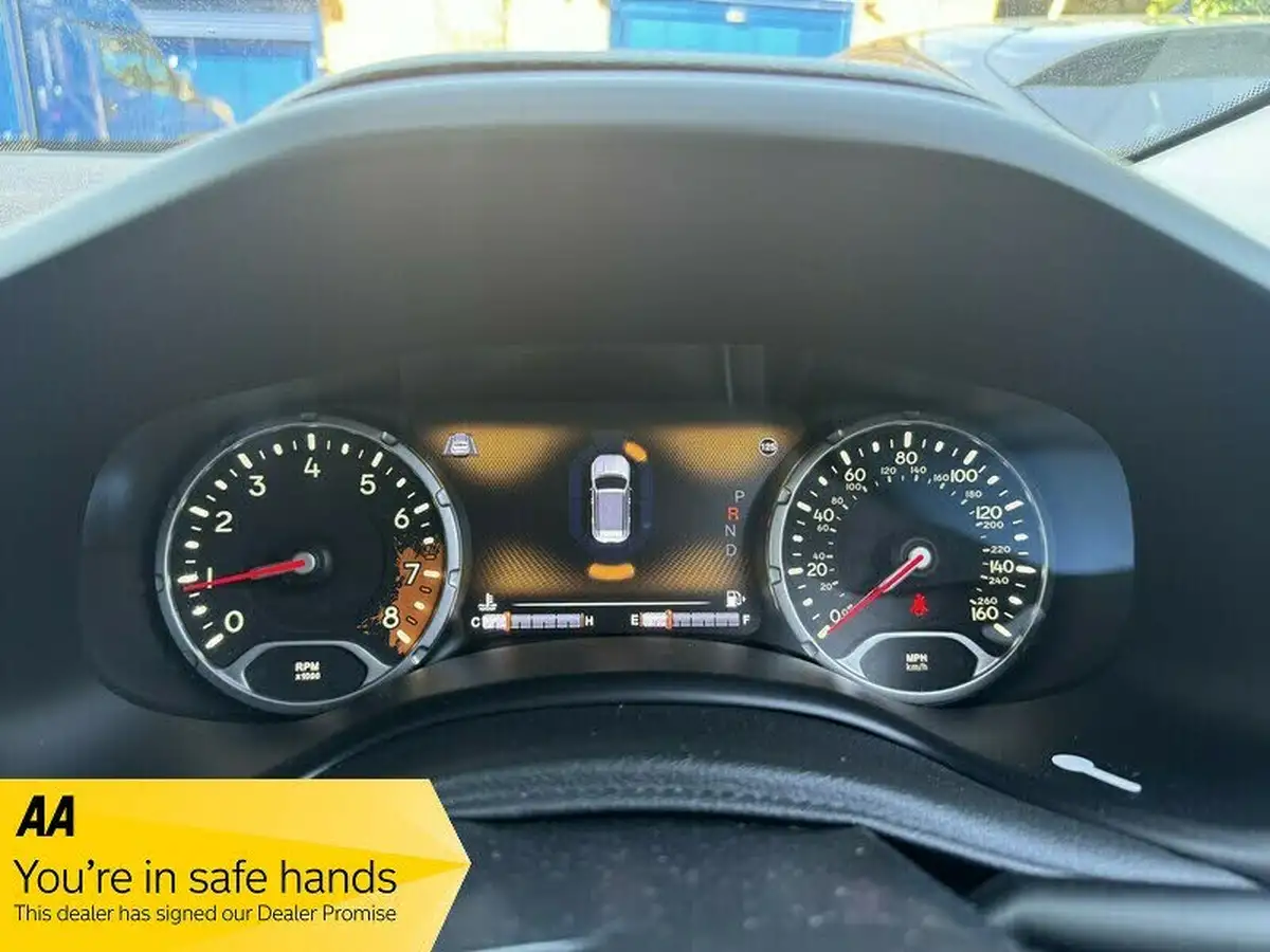 2016-jeep-renegade-14-multiair-ii-limited-138bhp-1368cc-ddct-big-2