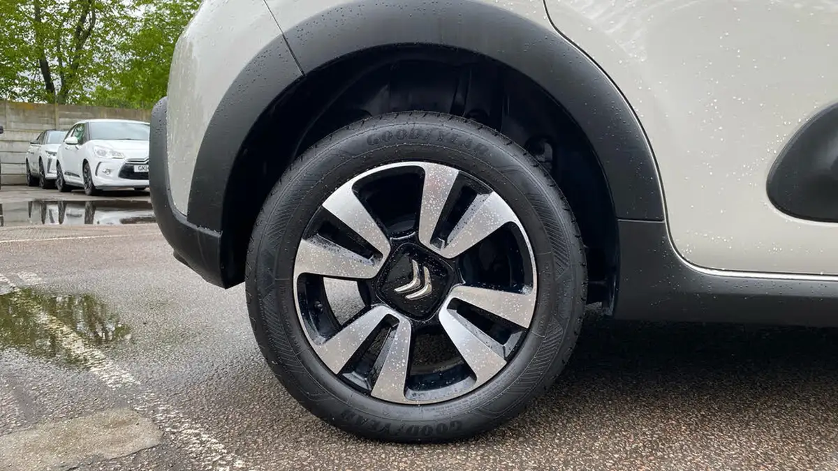 2022-citroen-c3-12-puretech-c-series-big-15
