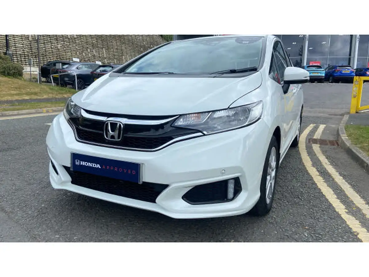 2018-honda-jazz-13-i-vtec-se-cvt-big-15