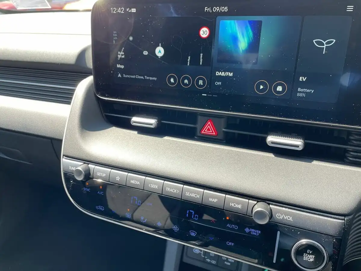 2024-hyundai-ioniq-5-e-advance-228ps-84kwh-big-17