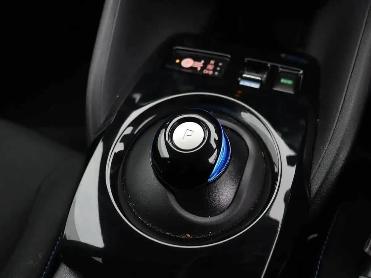 2024-nissan-leaf-e-n-connecta-39kwh-big-29