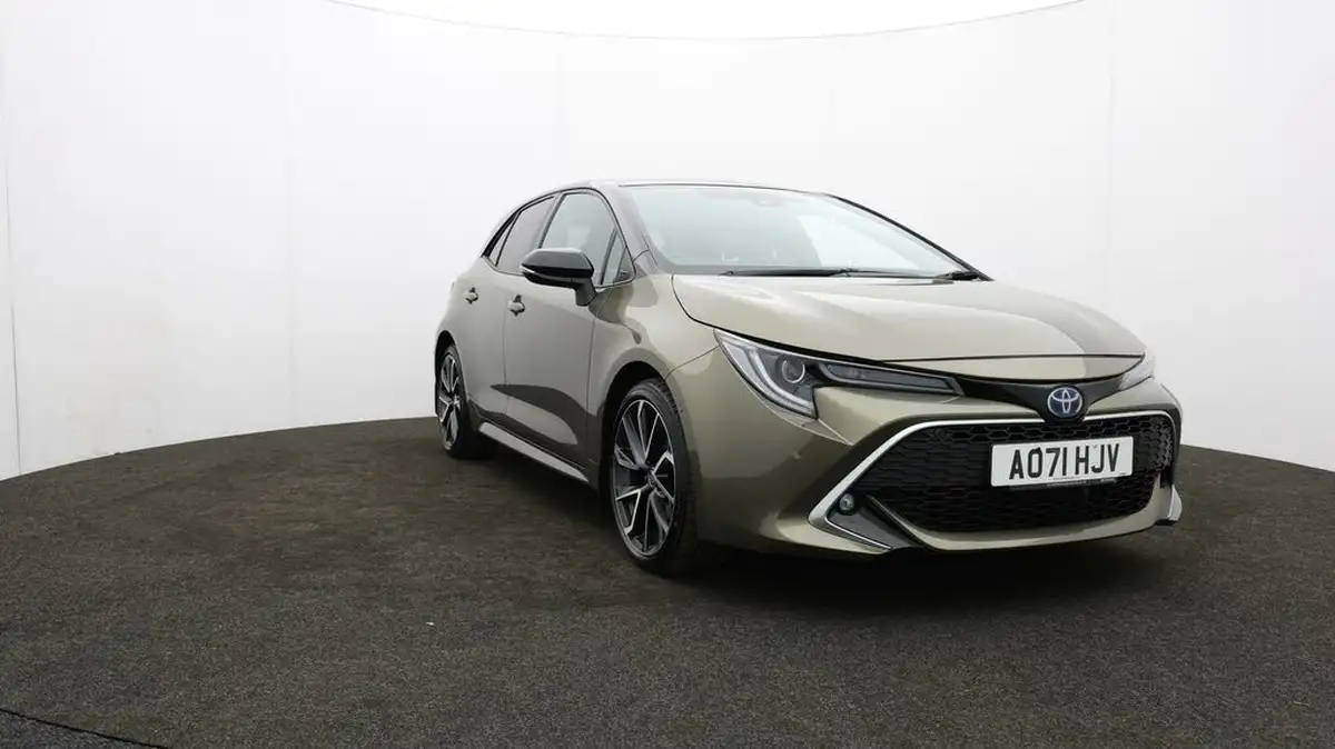 2022-toyota-corolla-18-vvt-i-excel-120bhp-trk-hatchback-big-47