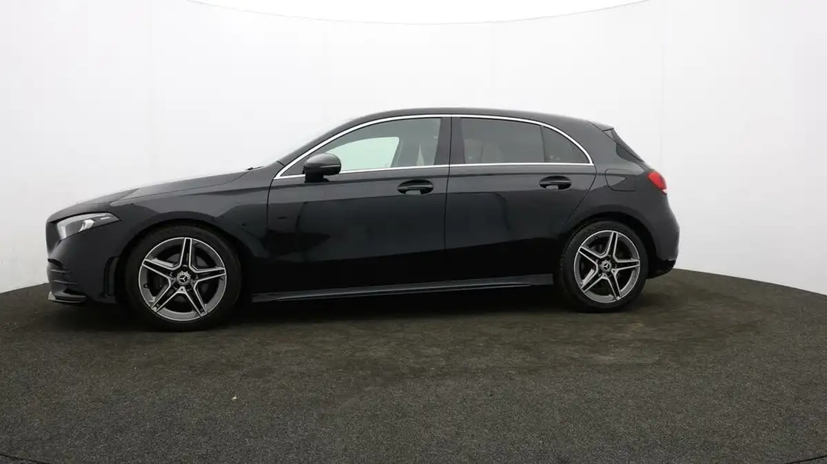 2019-mercedes-benz-a-class-13-a200-amg-line-executive-hatchback-5d-7g-dct-big-64