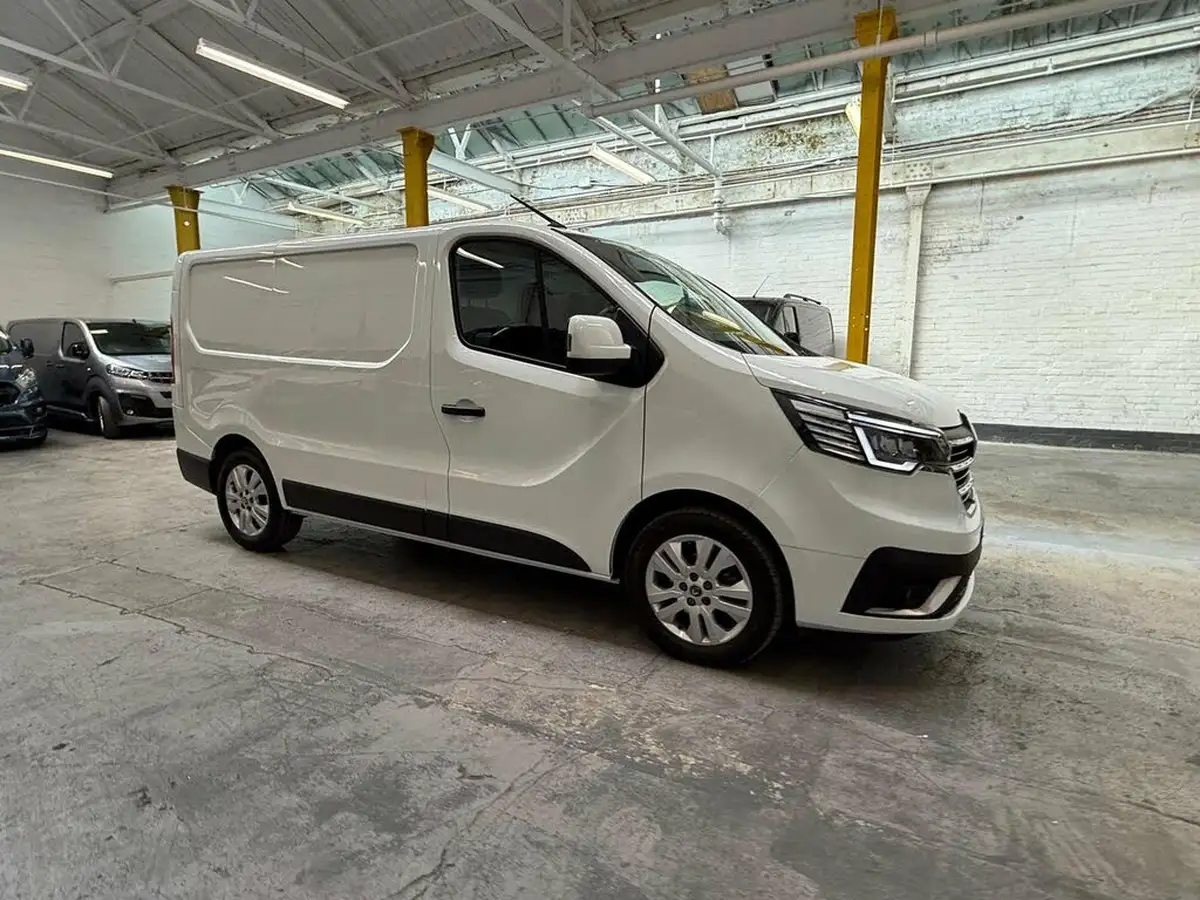 2022-renault-trafic-20dci-sl28-130-sport-big-7