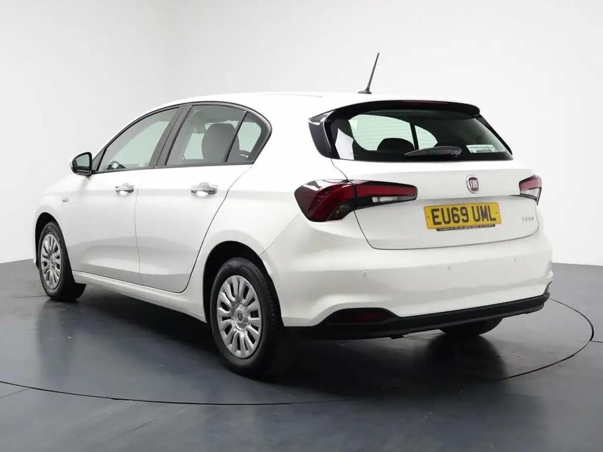 2020-fiat-tipo-14-easy-hatchback-5d-big-8