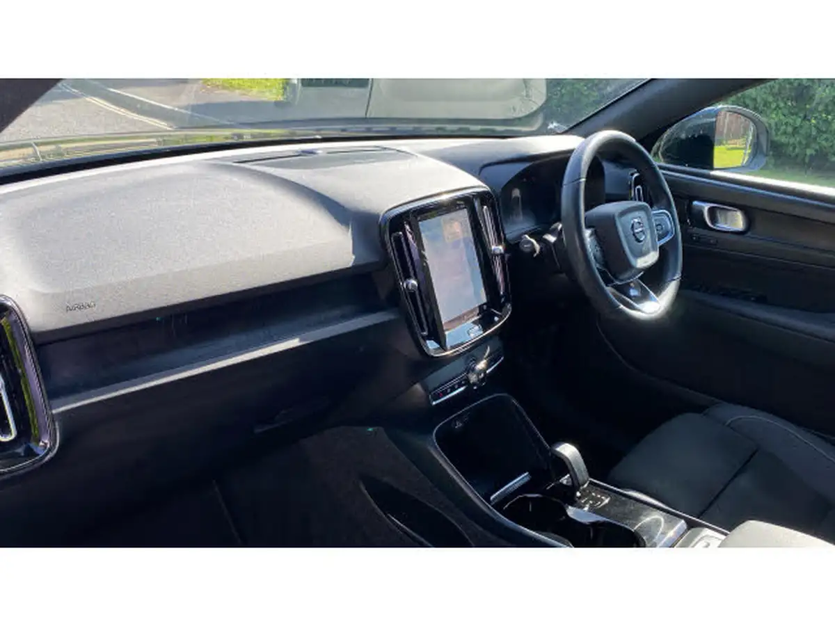 2022-volvo-c40-e-twin-recharge-pro-big-3
