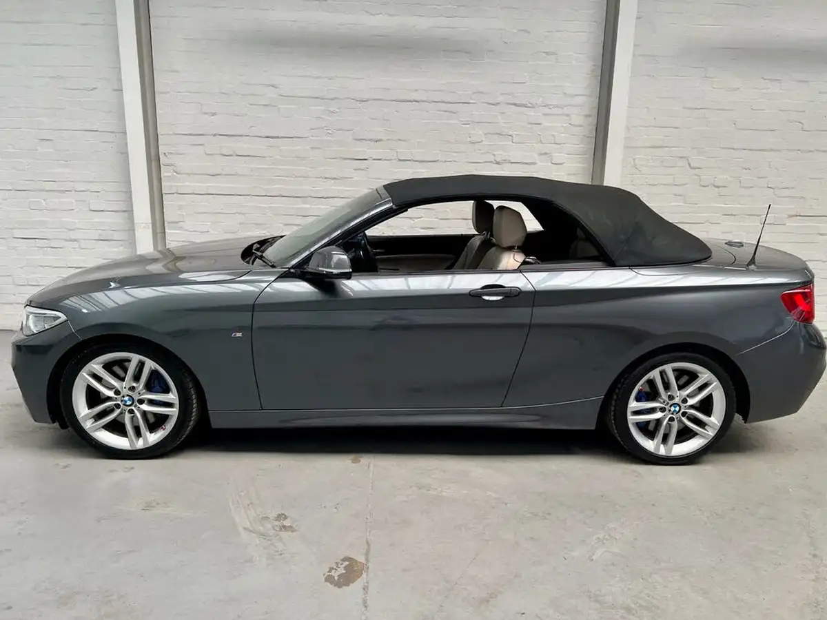 2016-bmw-2-series-20-220i-m-sport-184bhp-convertible-2d-1997cc-auto-big-5