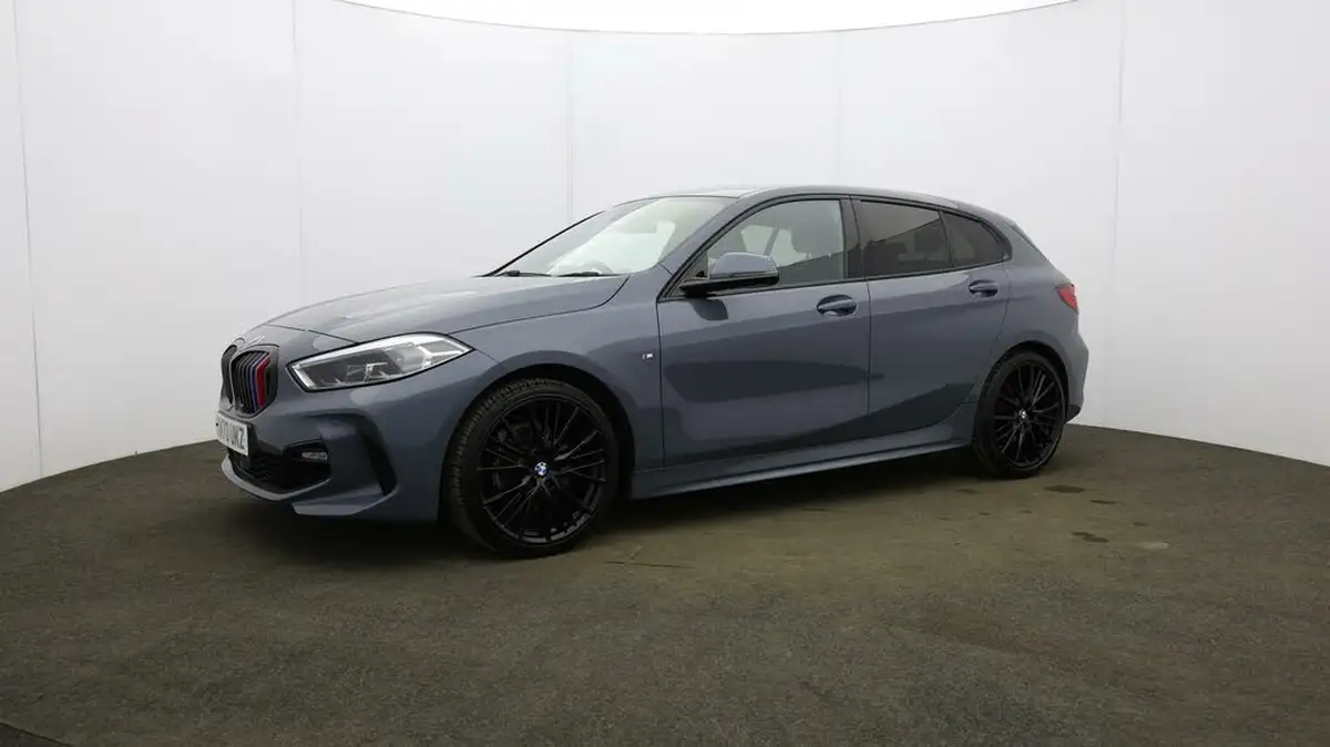 2020-bmw-1-series-big-33