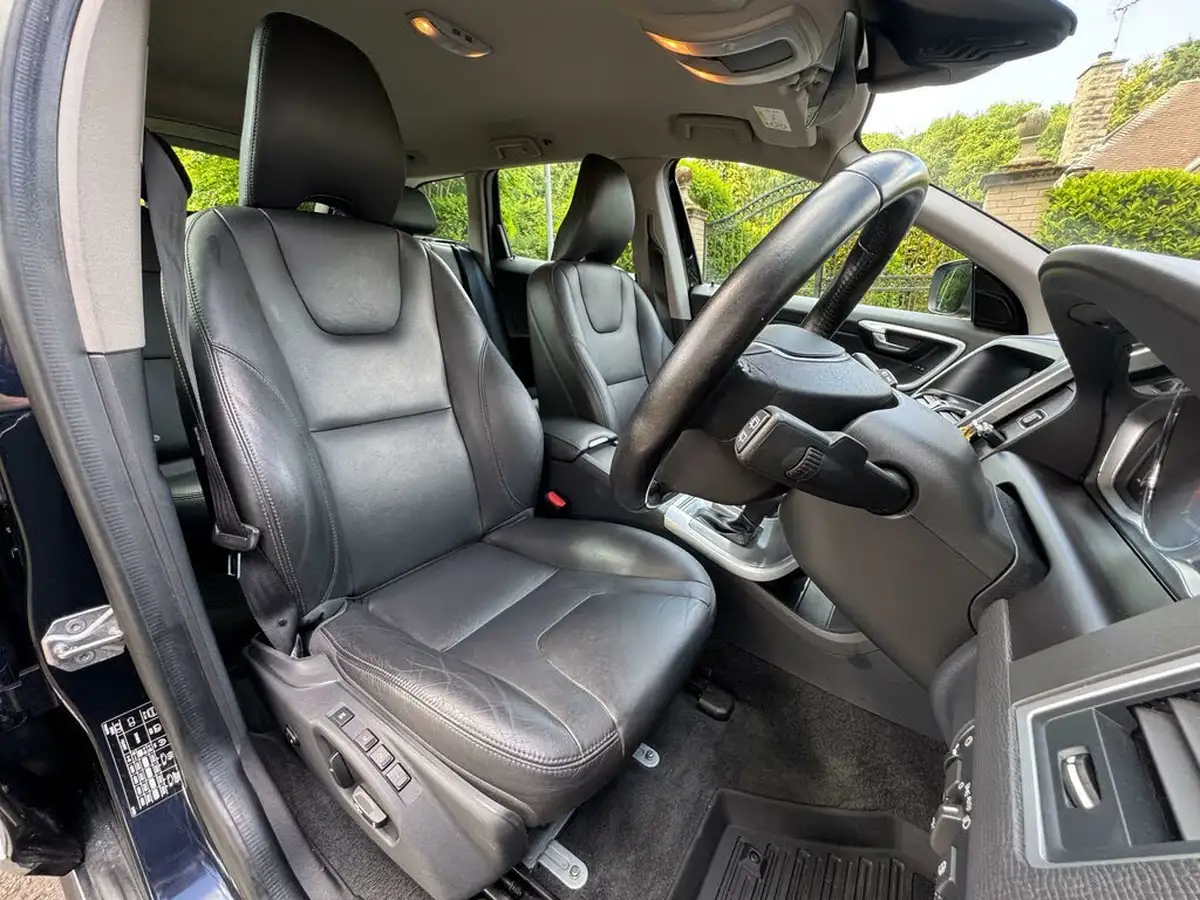 2016-volvo-xc60-24td-d4-se-lux-geartronic-big-29