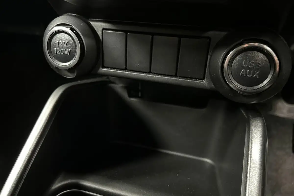 2021-suzuki-ignis-12-dualjet-sz3-big-20