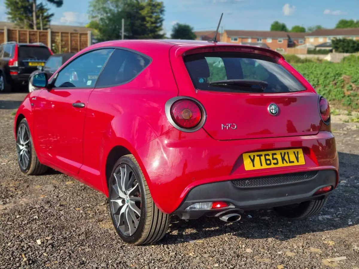 2015-alfa-romeo-mito-09-qv-line-big-8