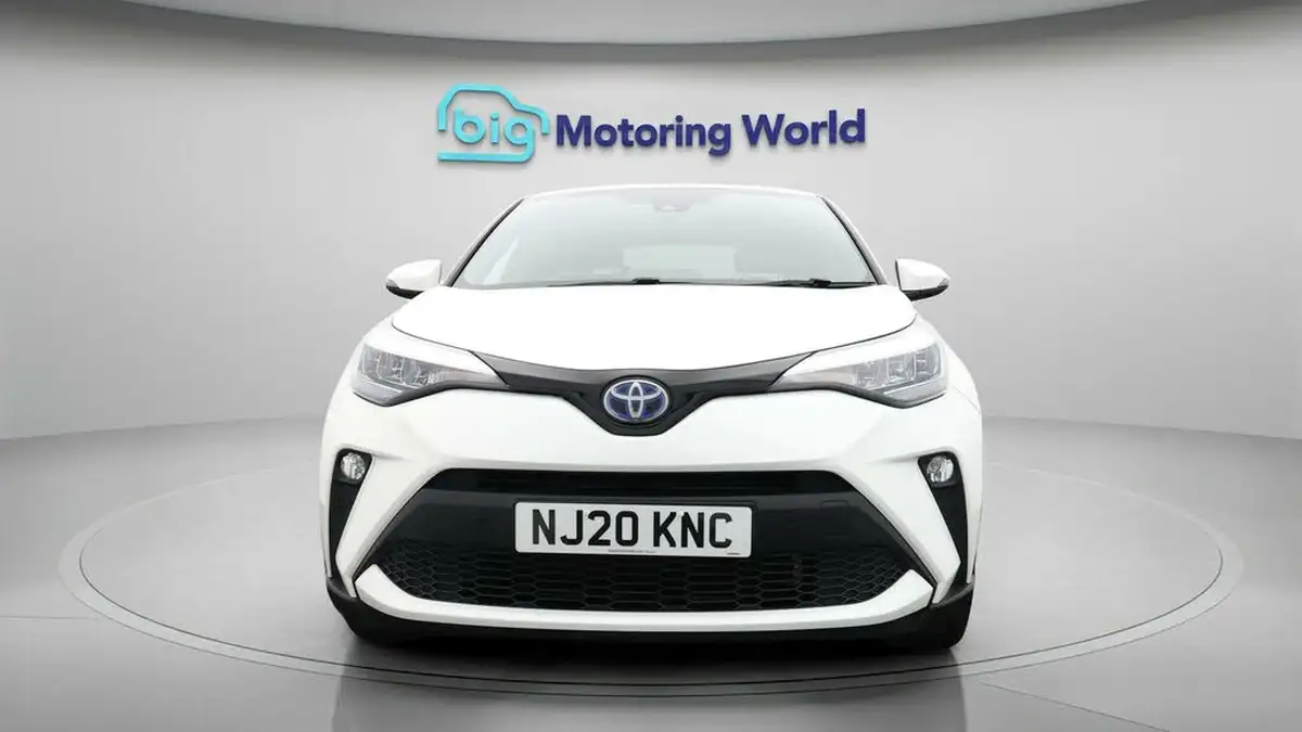 2020-toyota-c-hr-18-vvt-i-design-big-1