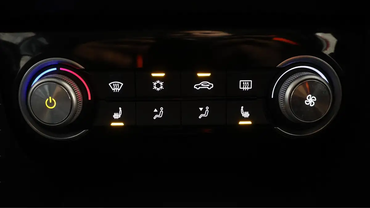 2020-mg-zs-suv-e-exclusive-ev-big-11