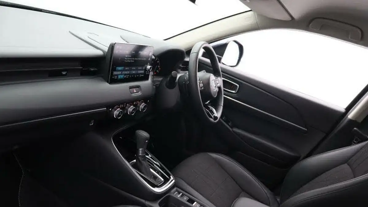 2024-honda-hr-v-15-i-mmd-advance-big-1