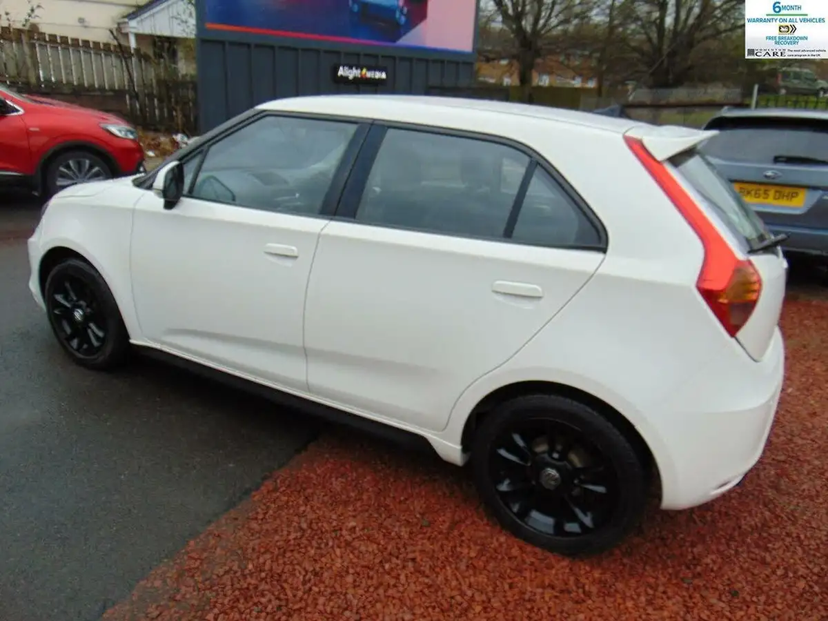 2016-mg-mg3-15-vti-tech-3style-ss-big-7