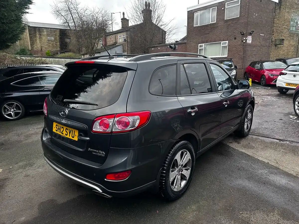 2012-hyundai-santa-fe-22td-premium-5st-big-11