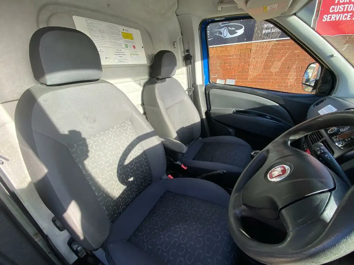 2017-fiat-doblo-cargo-13td-l1h1-sx-big-12