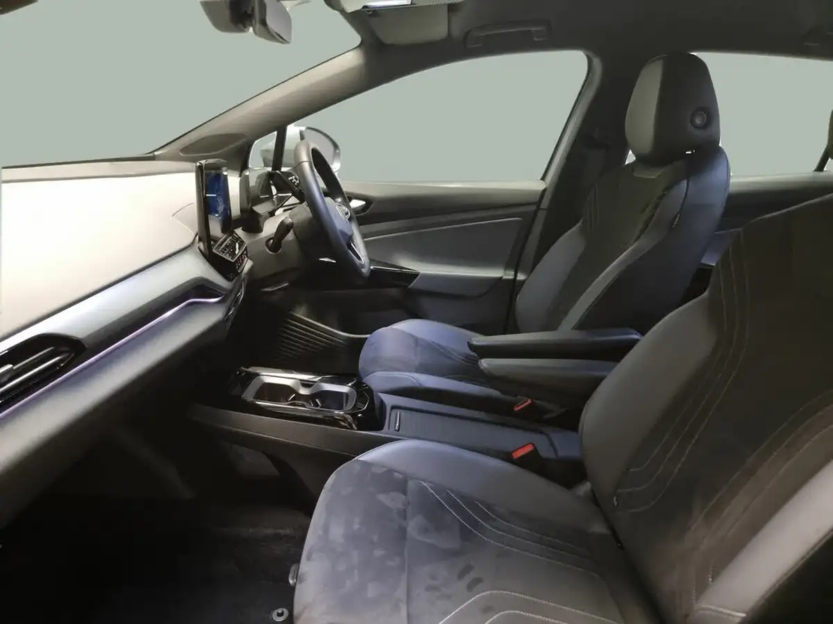 2022-volkswagen-id4-e-life-148ps-52kwh-pure-performance-big-3