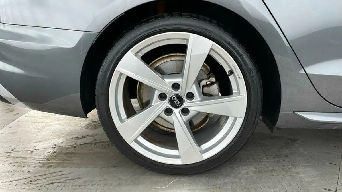 2024-audi-a4-20-35-tfsi-s-line-big-28