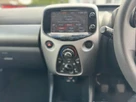 2017-citroen-c1-12-puretech-feel-5d-small-15