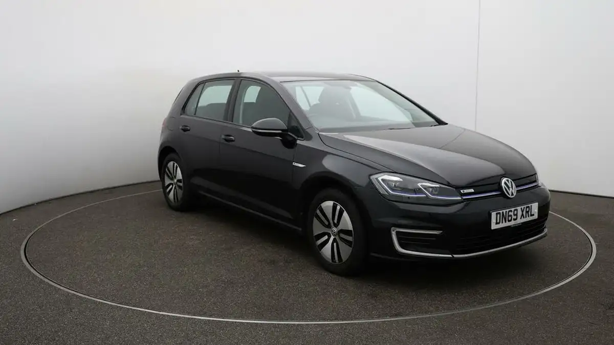 2019-volkswagen-golf-e-e-golf-big-43