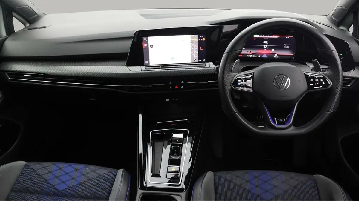 2023-volkswagen-golf-20-tsi-r-320ps-hatchback-big-12