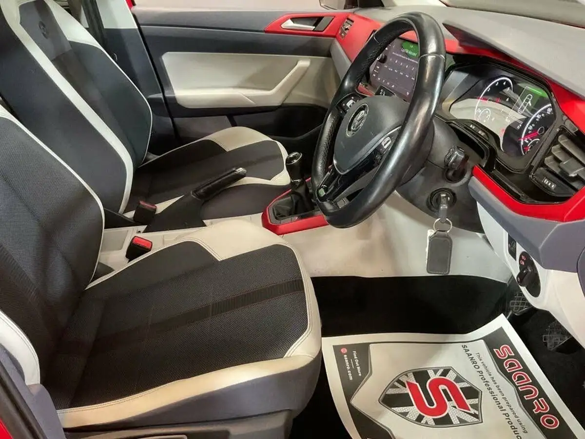 2018-volkswagen-polo-10-tsi-beats-big-24