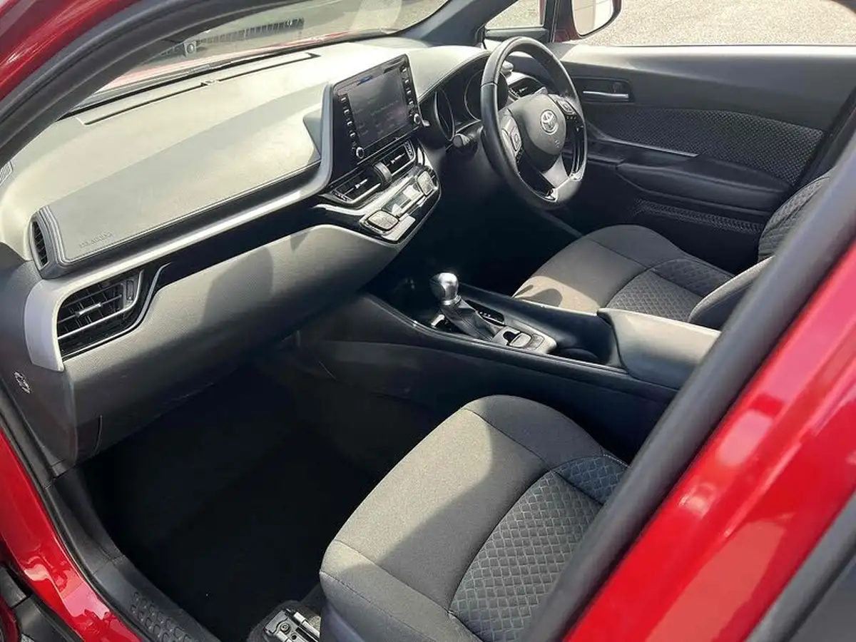 2020-toyota-c-hr-18-vvt-i-icon-parking-pack-big-24