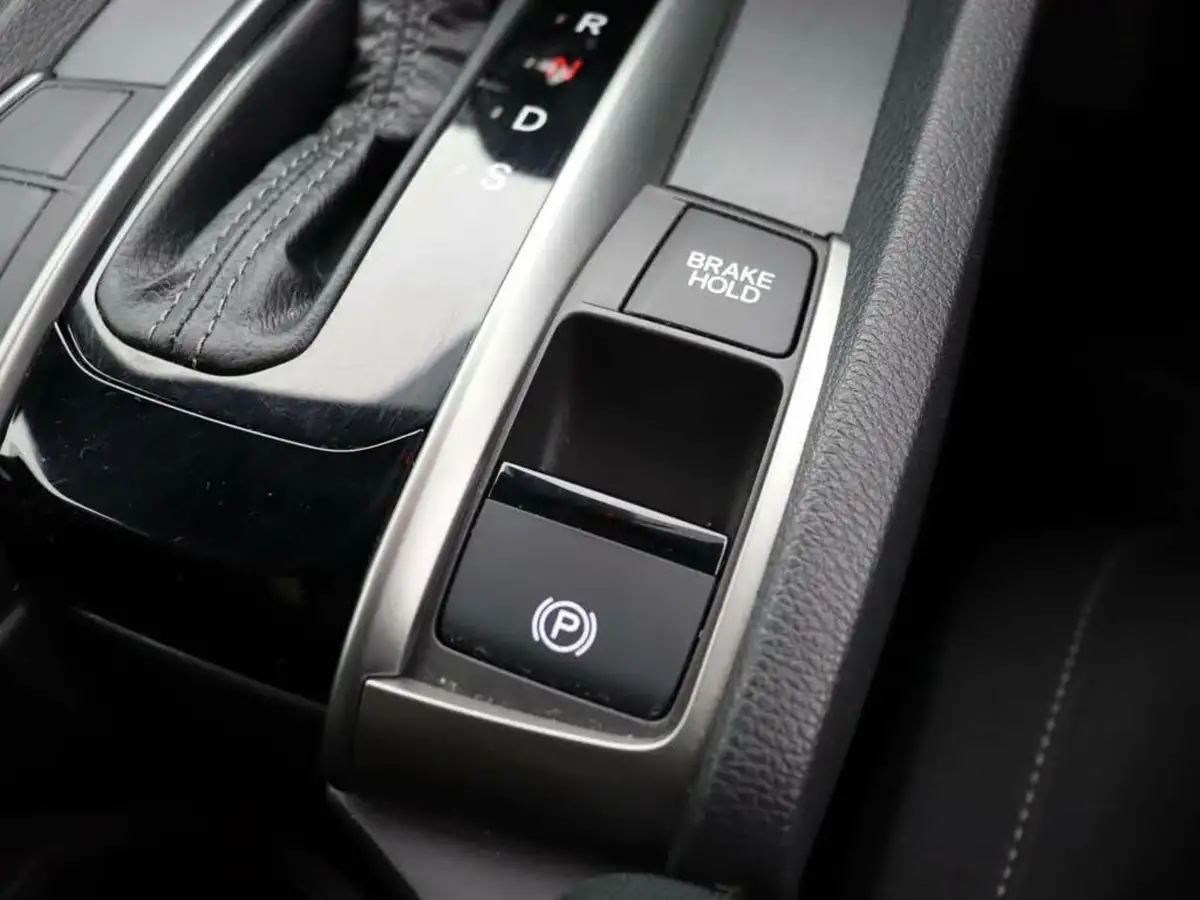 2020-honda-civic-15-vtec-turbo-sport-cvt-big-28