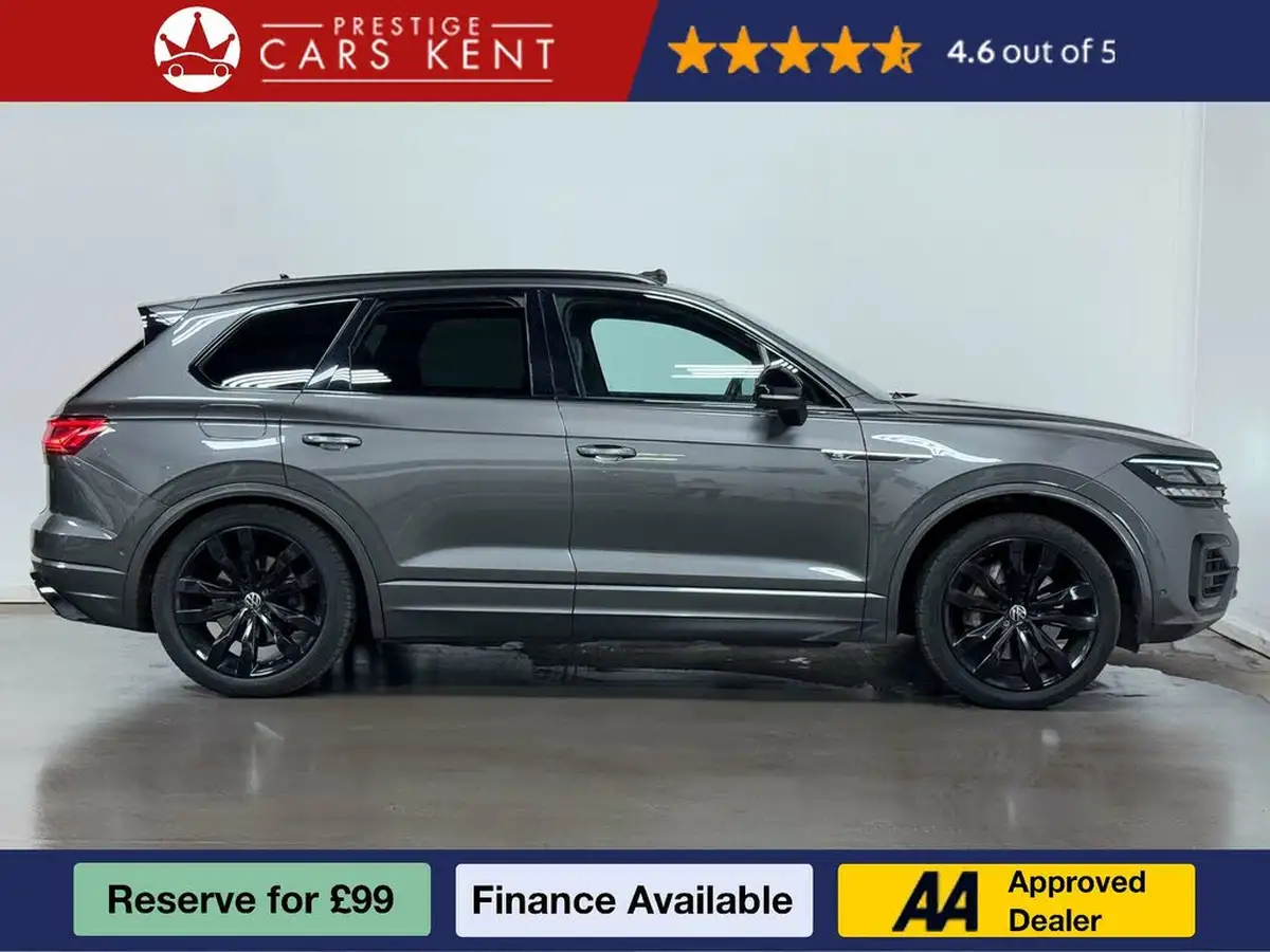 2022-volkswagen-touareg-30tsi-black-edition-big-3