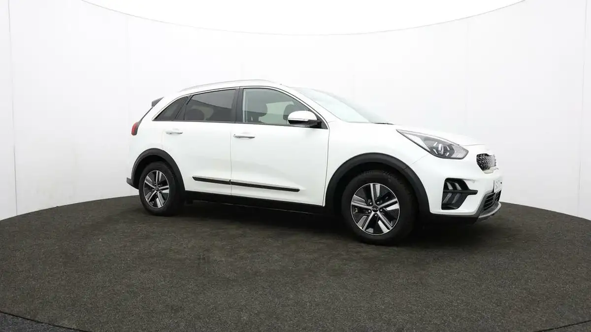 2021-kia-niro-16-gdi-phev-3-42in-cluster-big-46