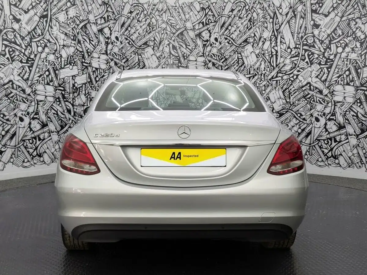 2021-mercedes-benz-c-class-20d-c220d-se-saloon-4d-big-9