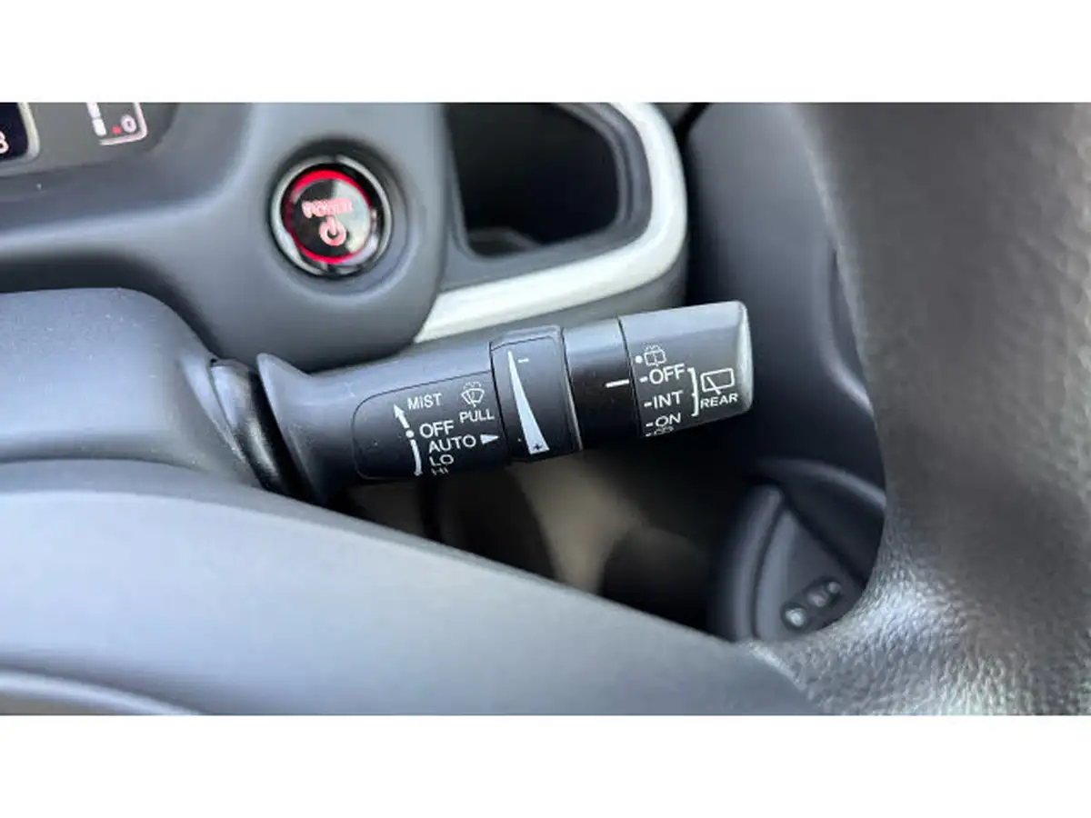 2022-honda-jazz-15-i-mmd-sr-109ps-big-19