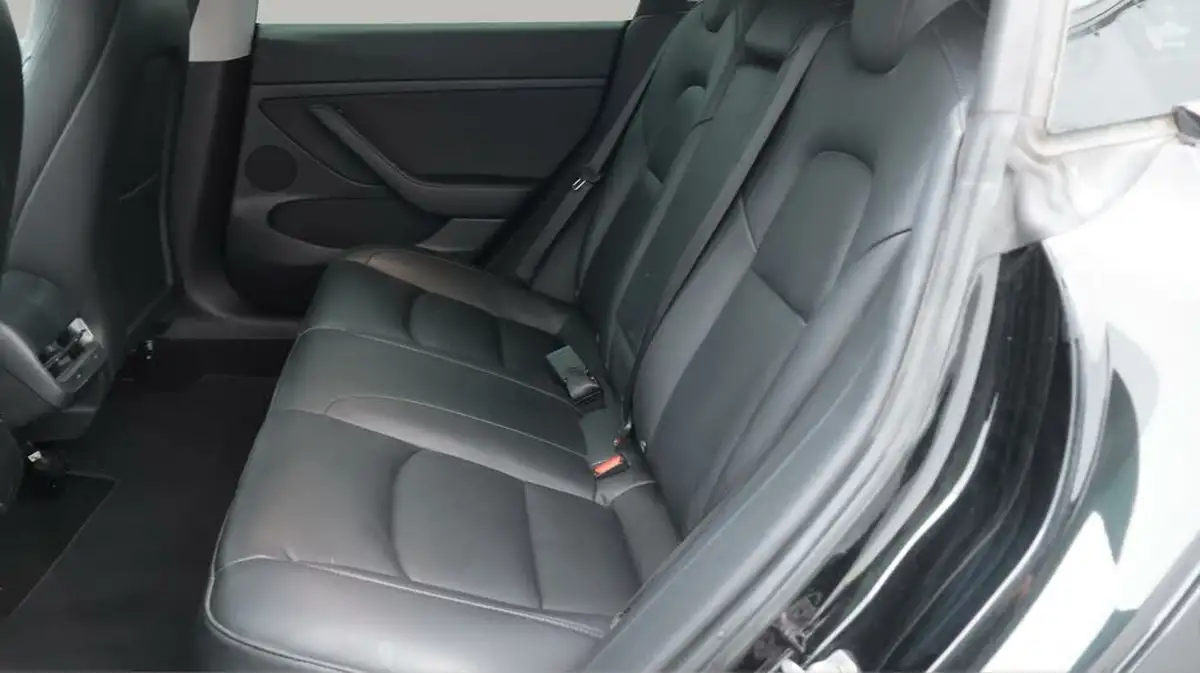 2021-tesla-model-3-e-long-range-4x4-big-16