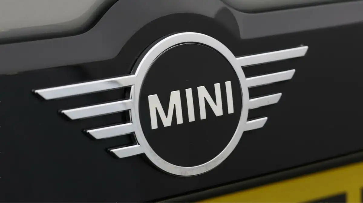 2022-mini-countryman-15-cooper-classic-big-19