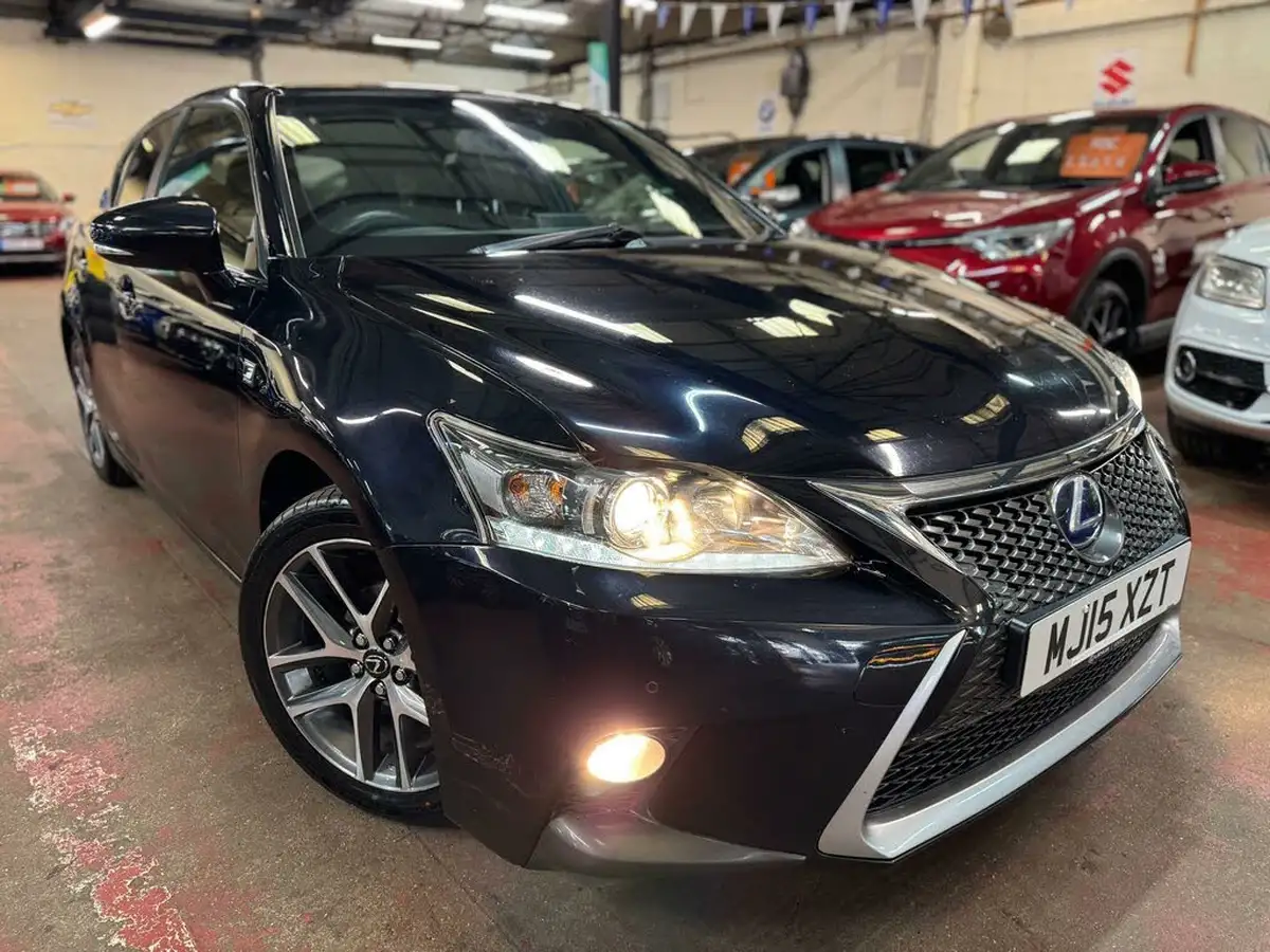2015-lexus-ct-200h-18-f-sport-cvt-big-6