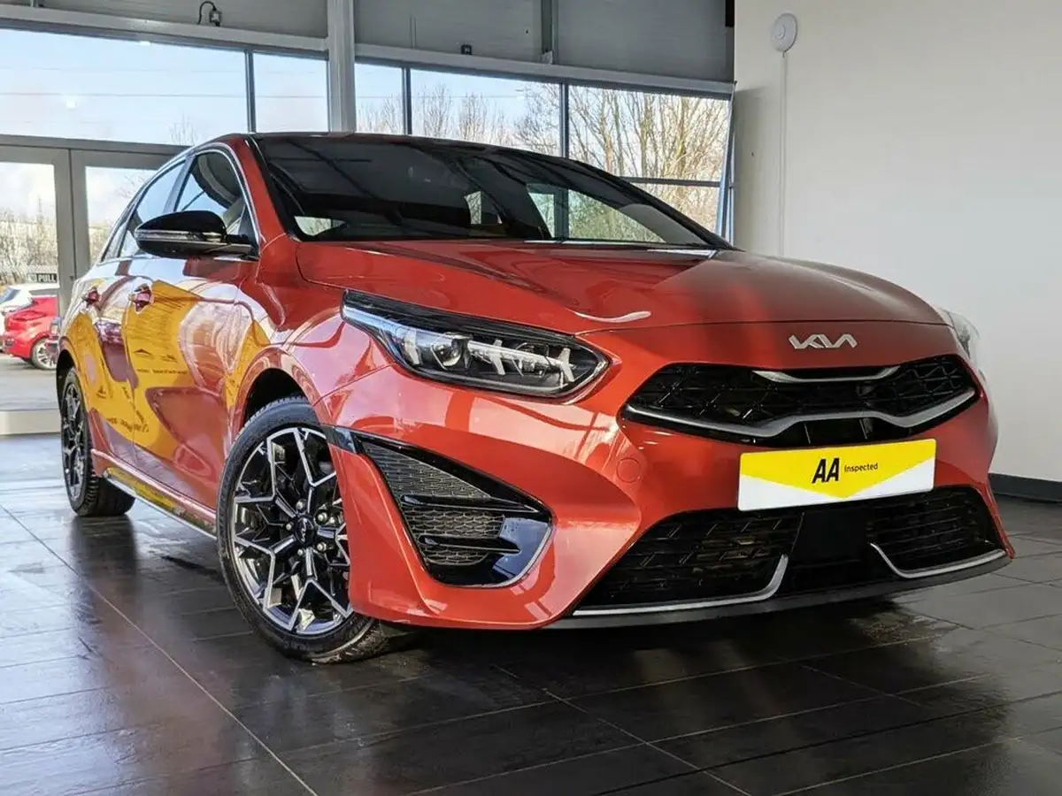 2023-kia-ceed-15-t-gdi-gt-line-158bhp-big-3