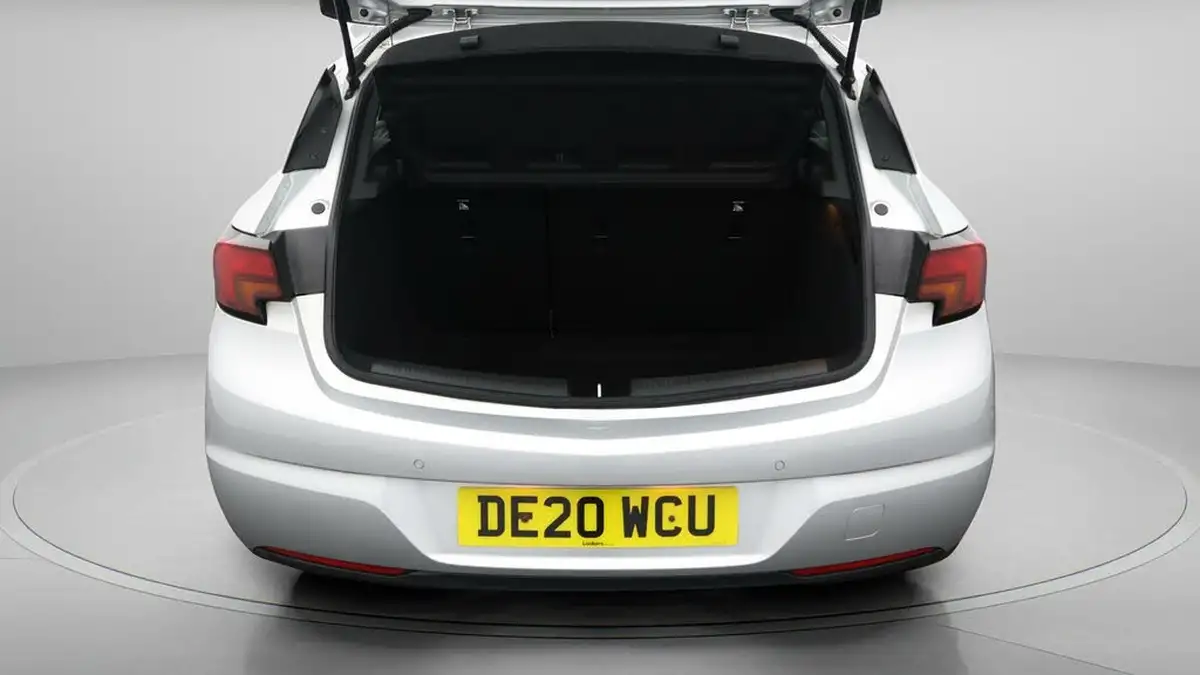 2020-vauxhall-astra-12-turbo-elite-nav-big-16