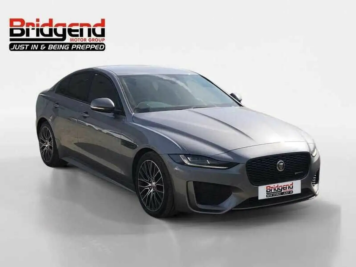 2020-jaguar-xe-20d-r-dynamic-s-big-0