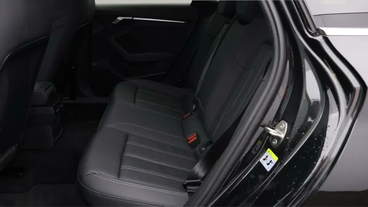 2021-audi-a3-14-40-tfsi-e-s-line-big-15