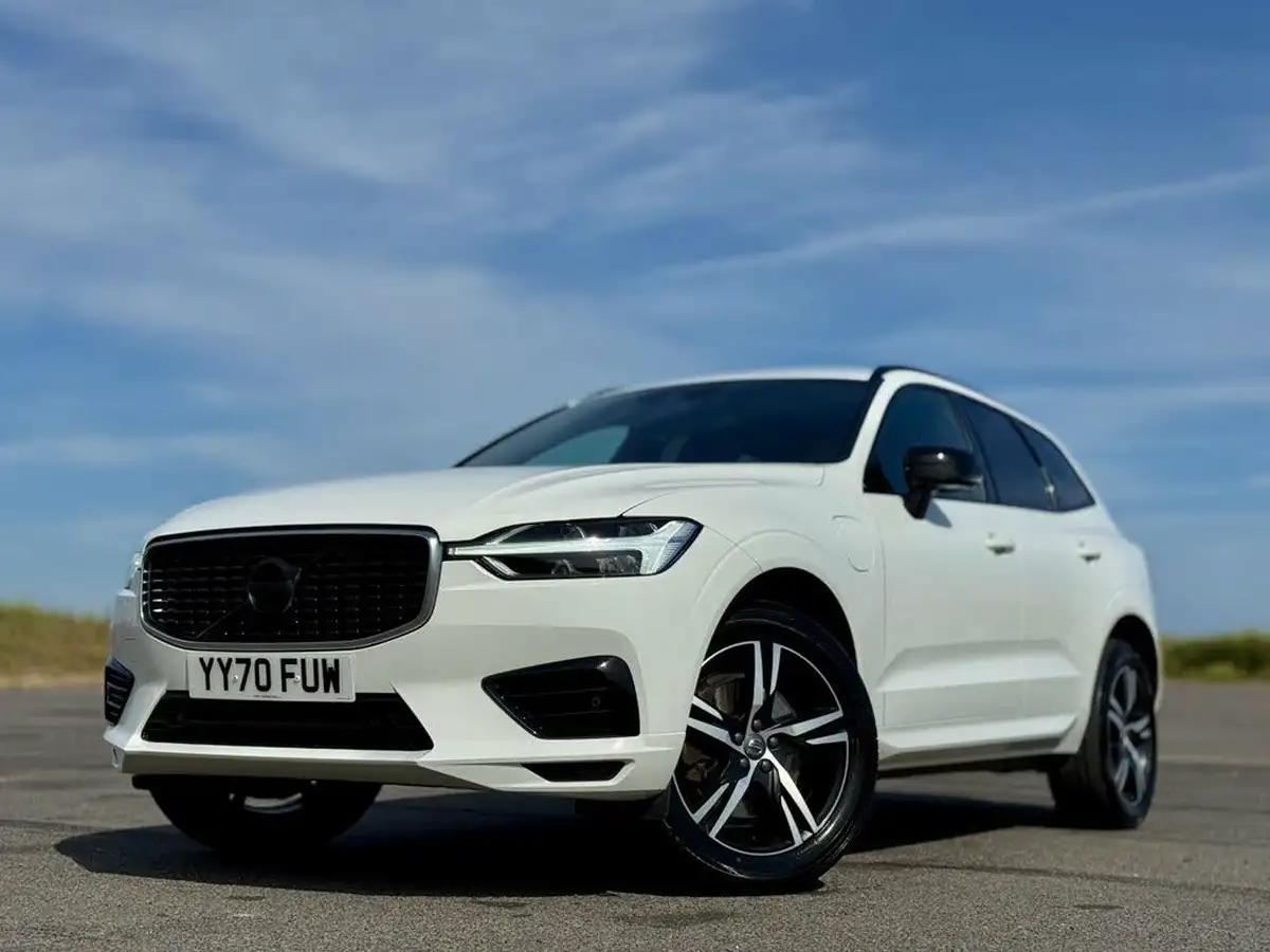 2020-volvo-xc60-20-t8-r-design-big-5