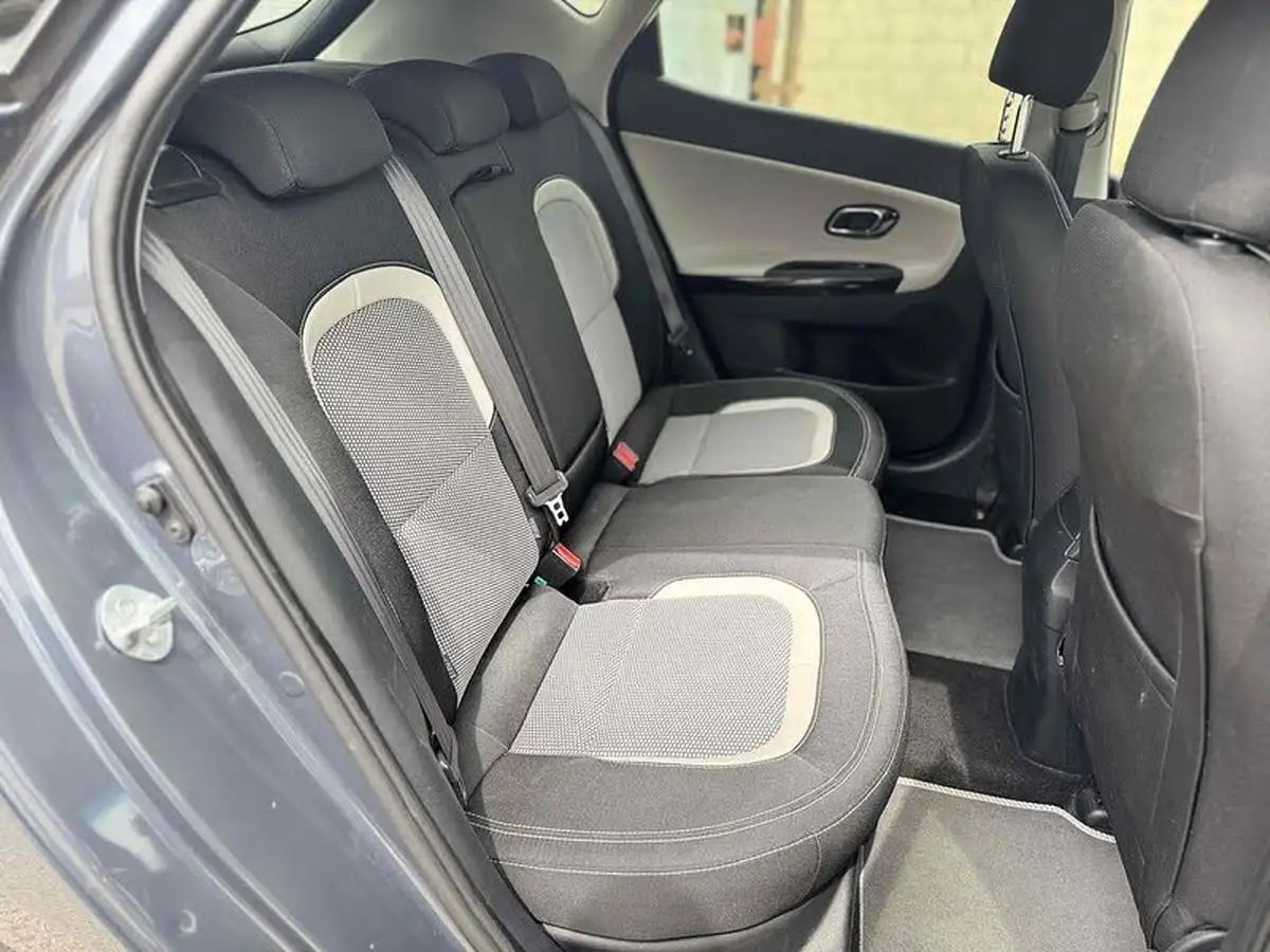 2014-kia-ceed-16crdi-3-isg-hatchback-big-20