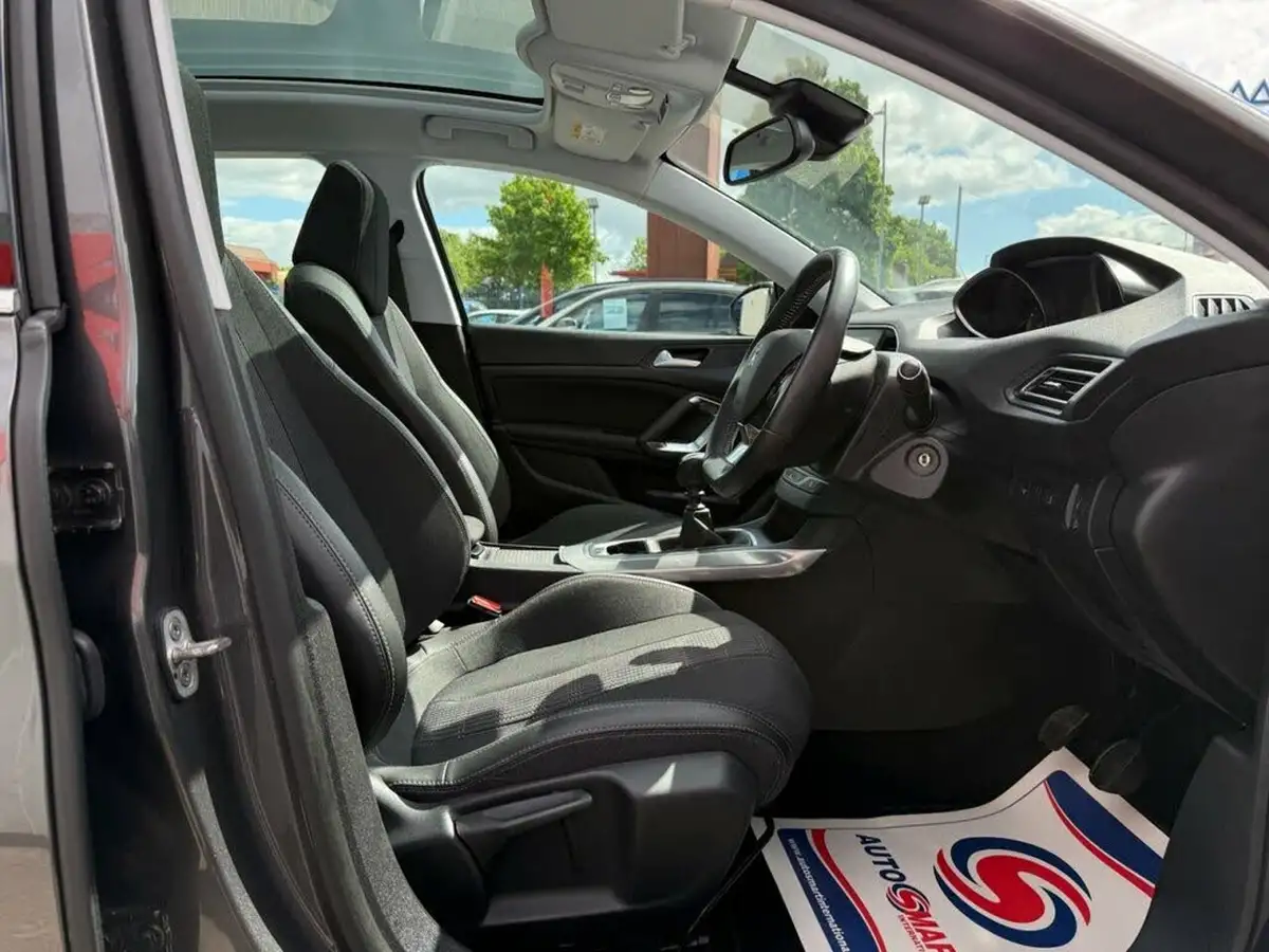 2020-peugeot-308-12-puretech-allure-130bhp-big-57