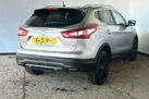 2015-nissan-qashqai-16-tekna-small-3