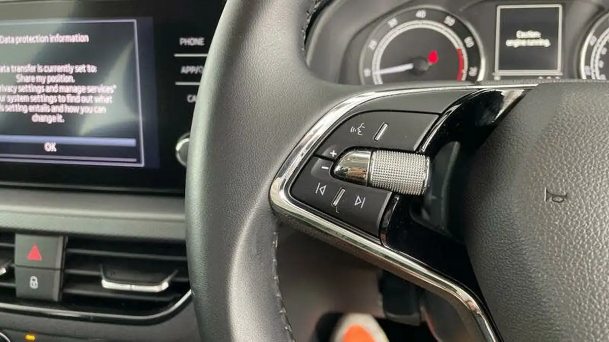 2022-skoda-kamiq-10-tsi-se-109ps-dsg-big-22